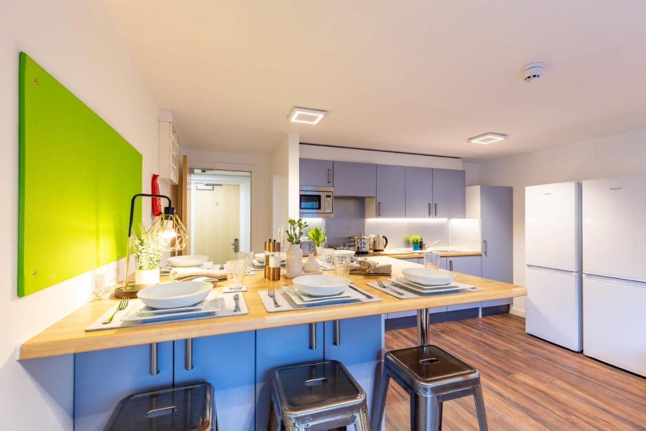 Ensuite Bedrooms With Shared Kitchen At Hollingbury House In Hove Buitenkant foto